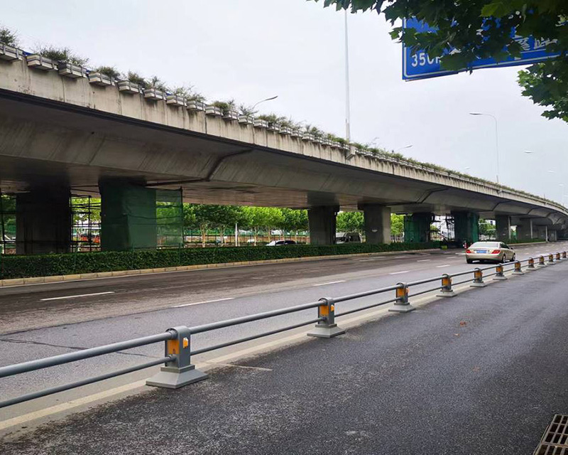 合肥怀宁北路高架桥支座更换